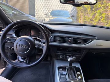 Audi A6 - 12