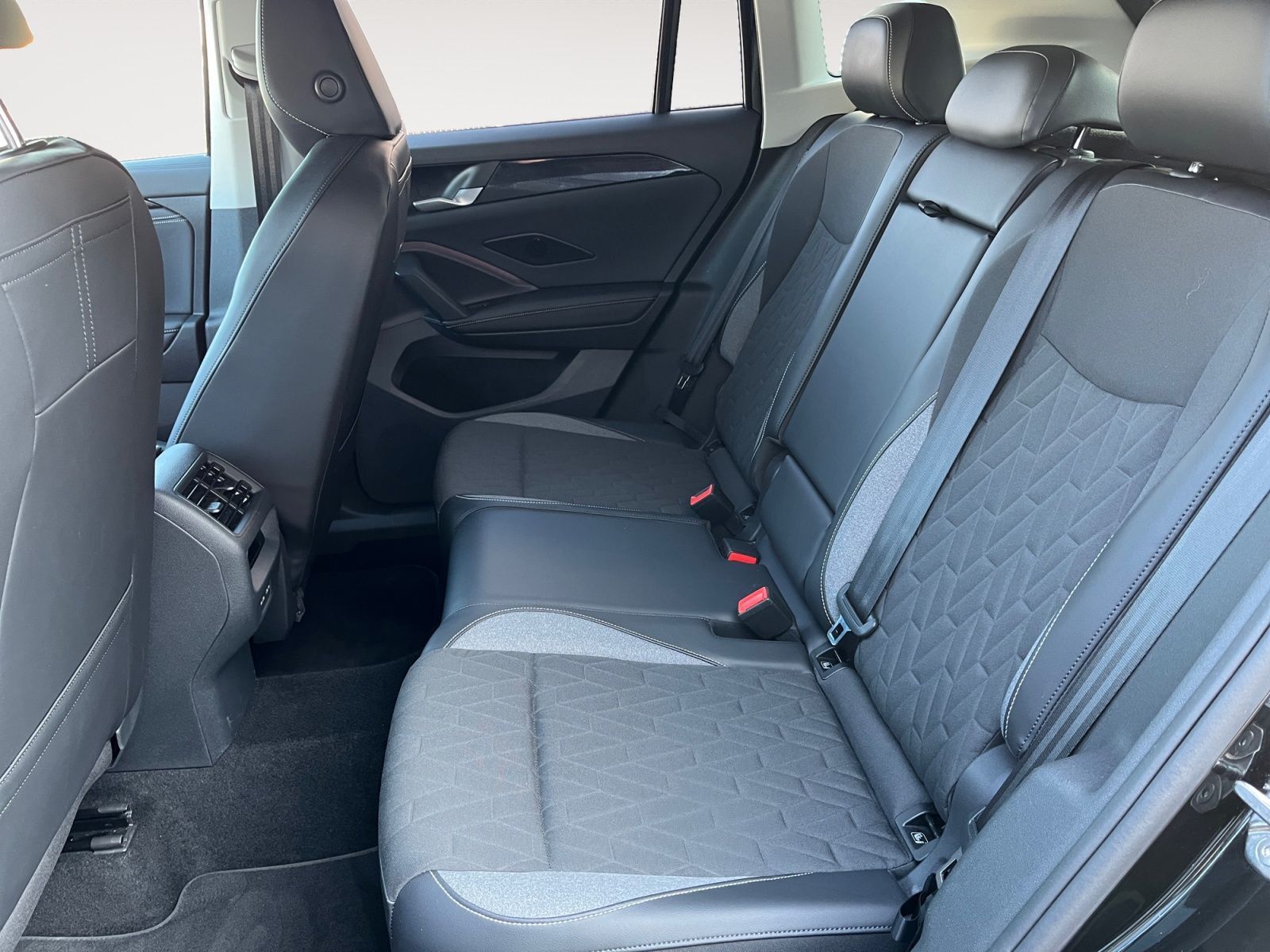 Volkswagen Tiguan - Bild 14
