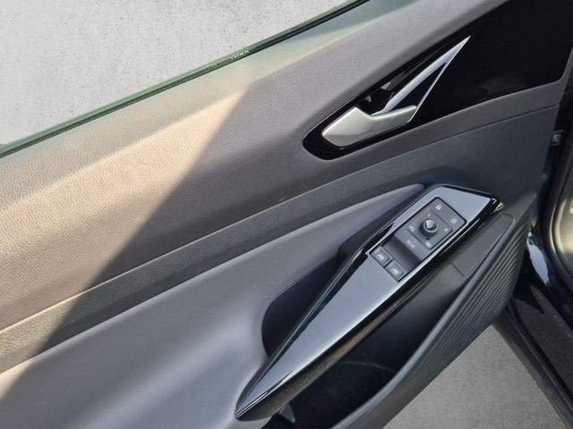 ID.5 Pro Performance 77kWh ACC,Navi,AHK