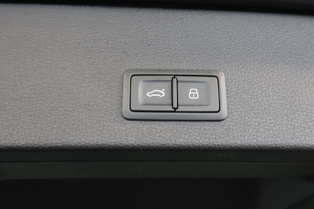 Audi Q2 30 TFSI ACC+KAM+LED+NAVI+17"