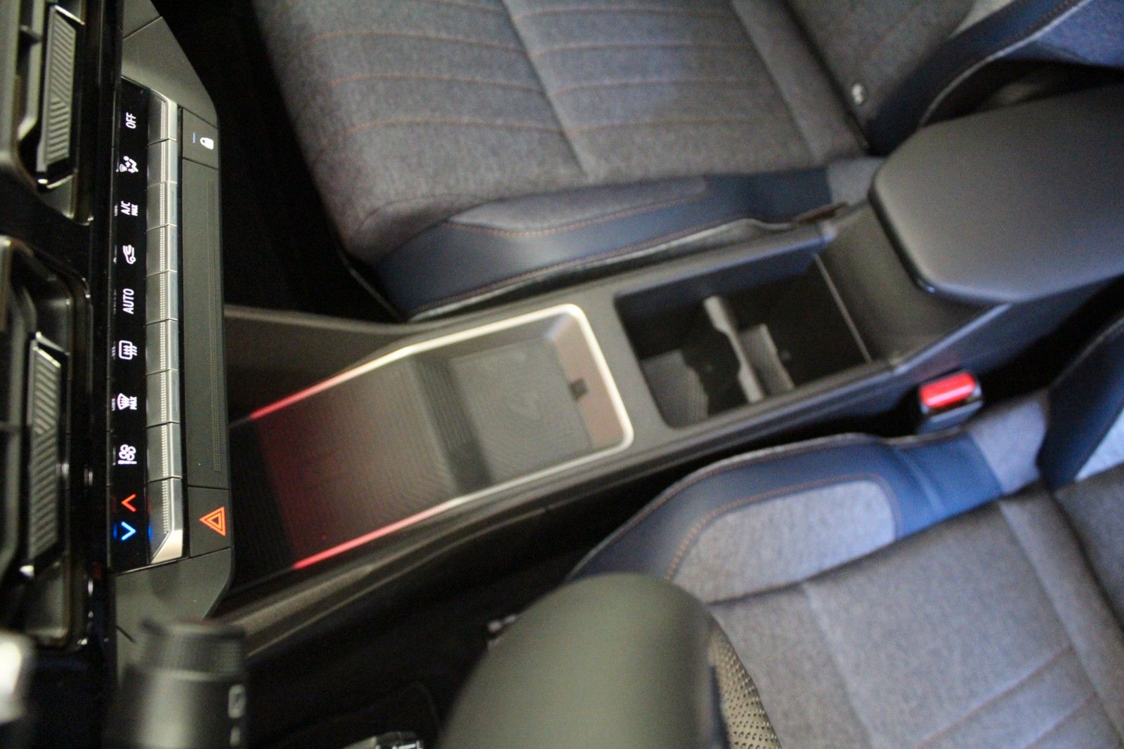 Fahrzeugabbildung Renault R 4 150 Comfort Range Techno*Winterpaket*