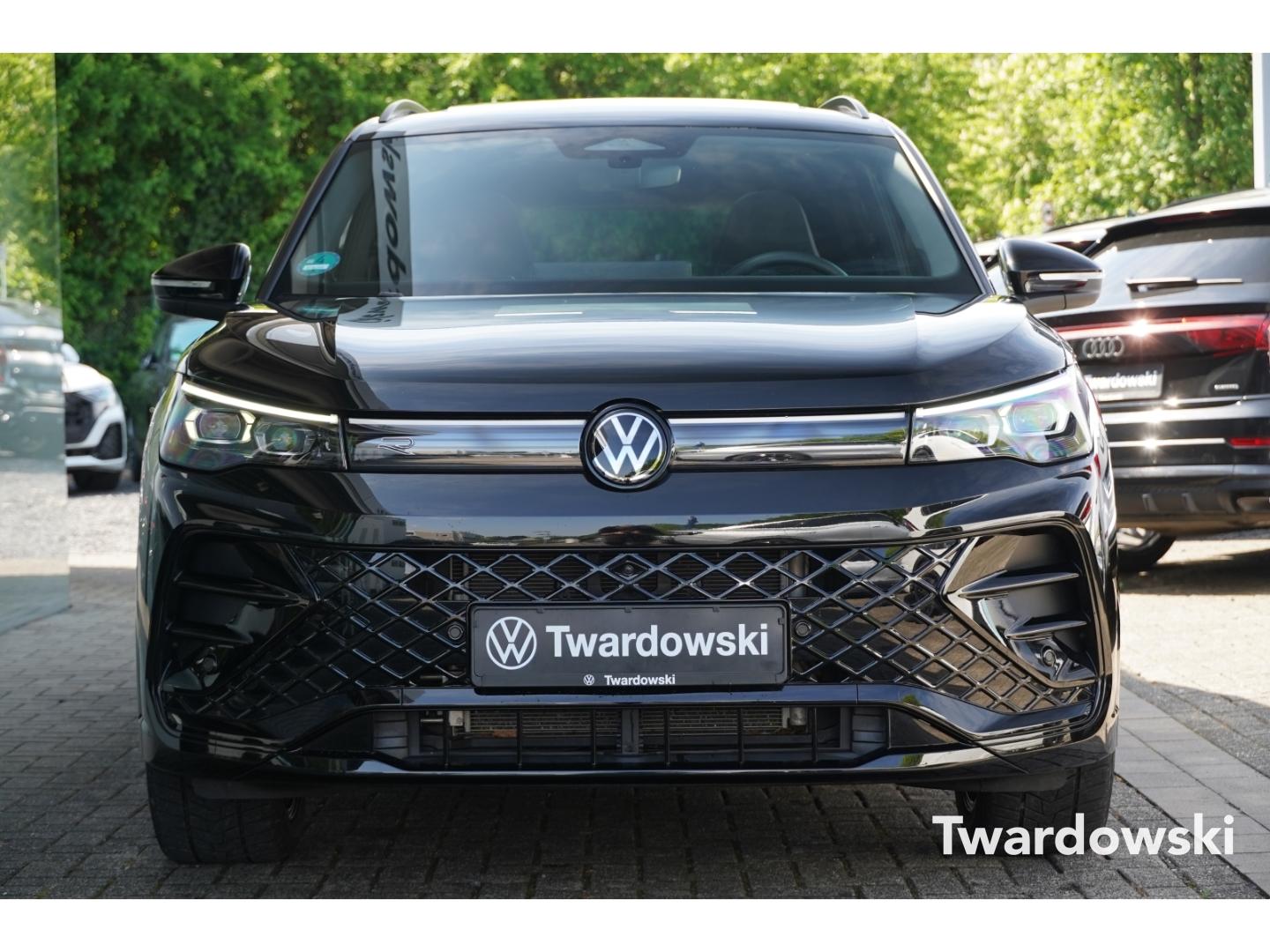 Volkswagen Tiguan 1.5 TSI eHybrid R-Line MATRIX PANO 360°