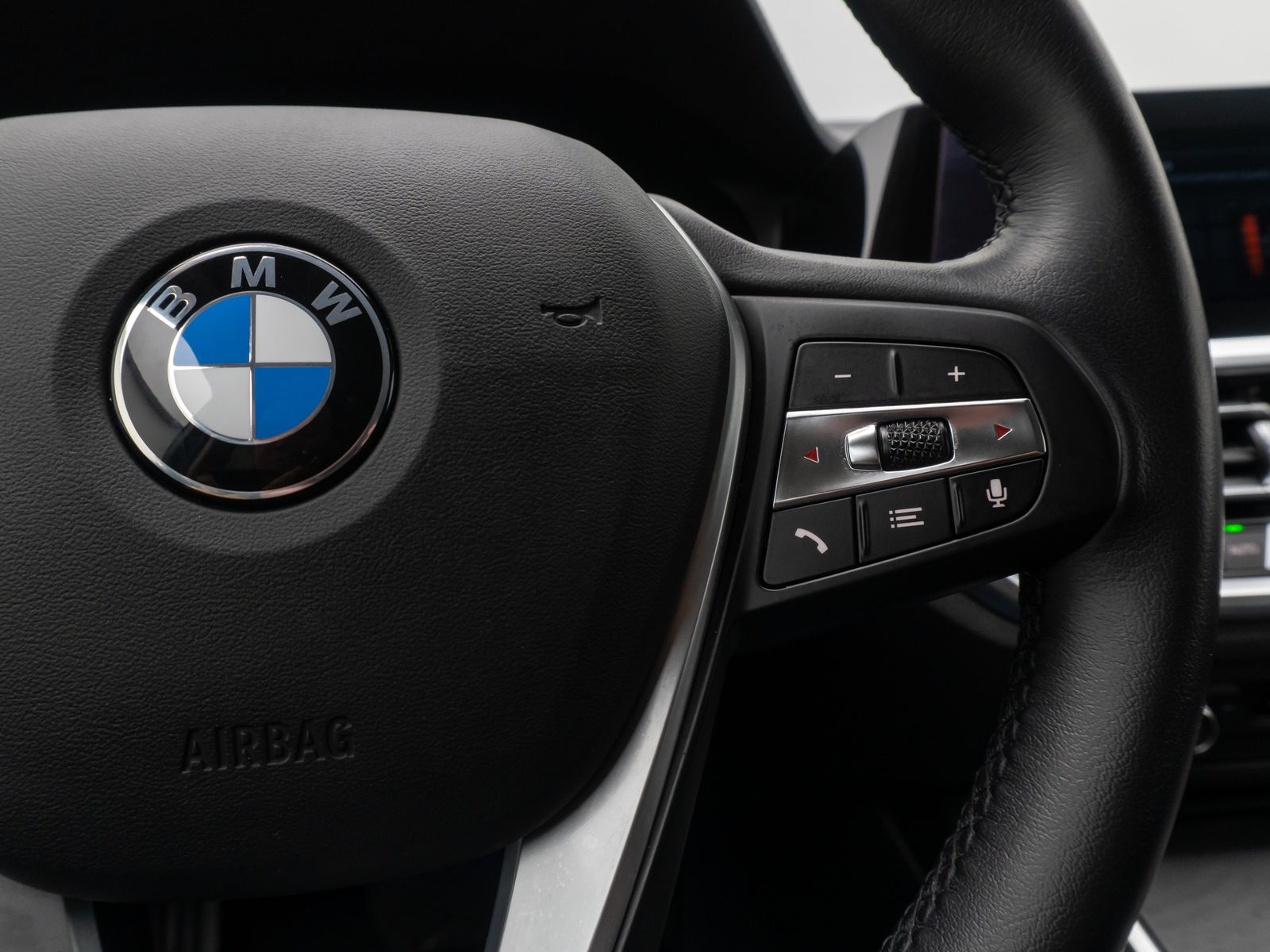 Fahrzeugabbildung BMW 320d Luxury Line DAB Leder Komfort HiFi Sport