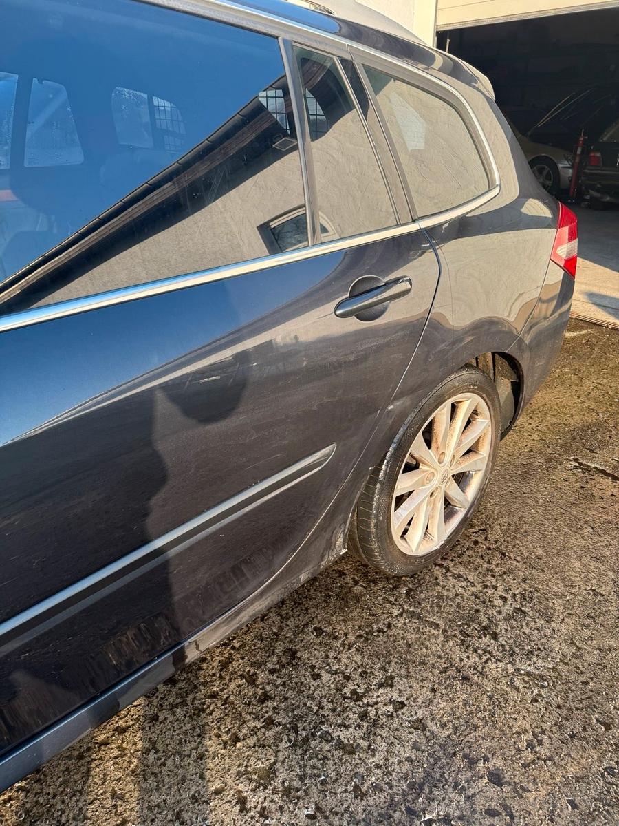 Renault Laguna 2008 — photo 8