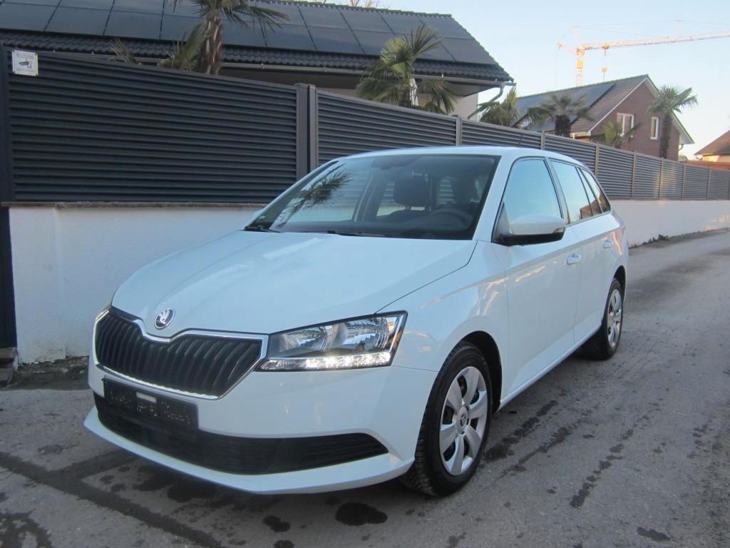 Skoda Fabia  1.0 Combi DSG LED Klima PDC 1 Hand Eu-6