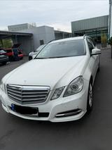 Mercedes-Benz 220 - Mercedes-Benz 220 in Düsseldorf