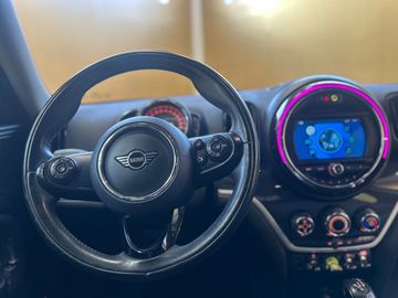 MINI Countryman S (Cooper) - 12