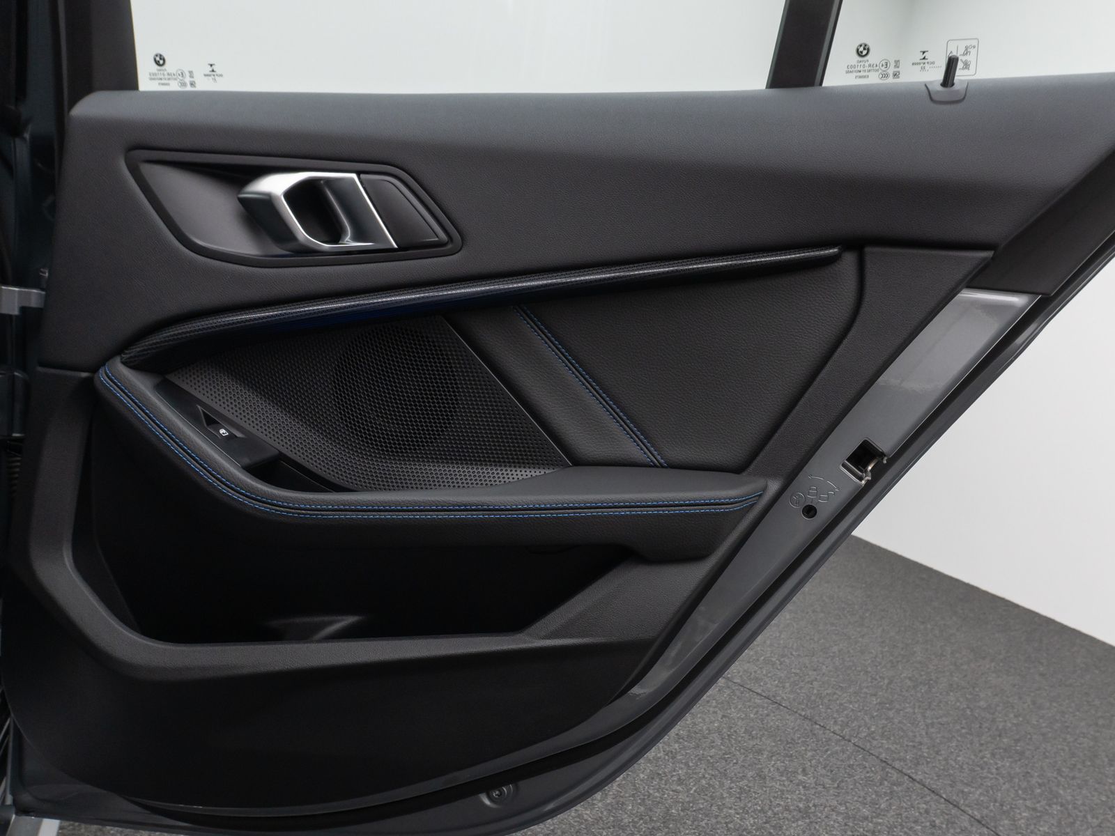 Fahrzeugabbildung BMW 118i M Sport DAB Panorama HiFi Adapt.LED Leder