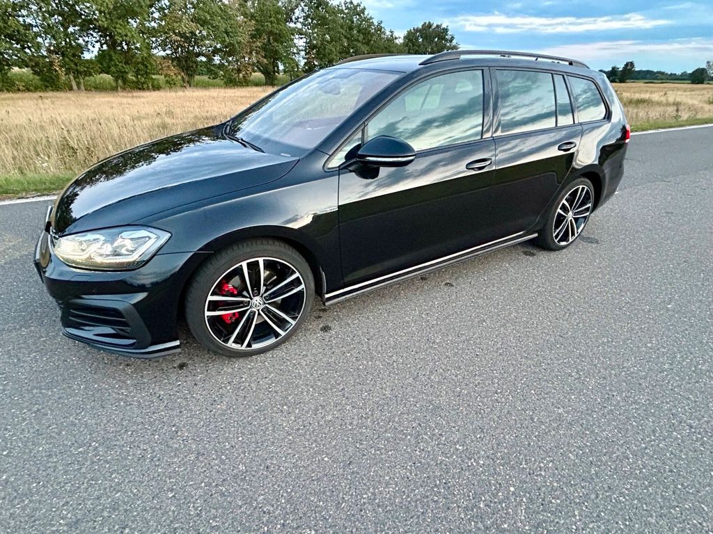 Image of Volkswagen Golf
