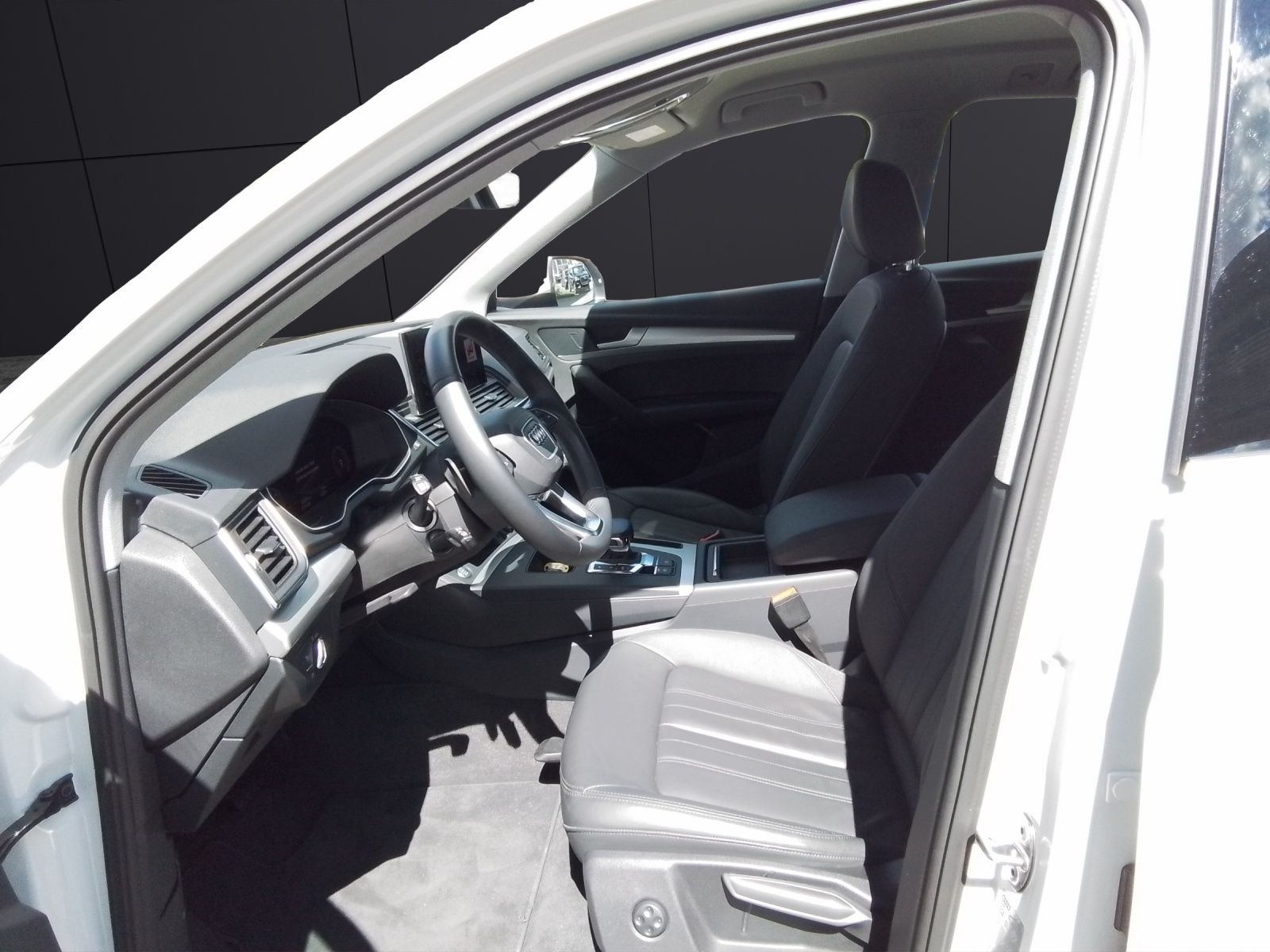 Fahrzeugabbildung Audi Q5 Sportback 40 TDI quattro Matrix Navi Leder AV
