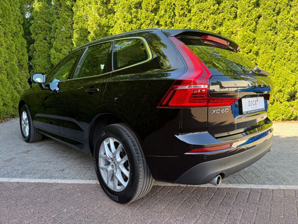 Fahrzeugabbildung Volvo XC60 Momentum Pro 2WD LED+NAVI+AHK+KAM+PARK+DAB+