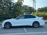 BMW 320 d M SPORT PAKET*HEAD UP*LED*CAMERA*GARANTIE* - BMW 320 in Essen