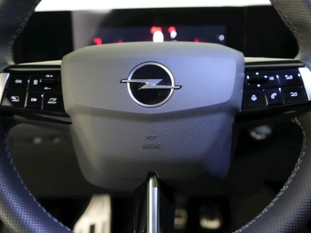 Astra L ST ULTIMATE CDTI AT+LED MATRIX+NAVI+360