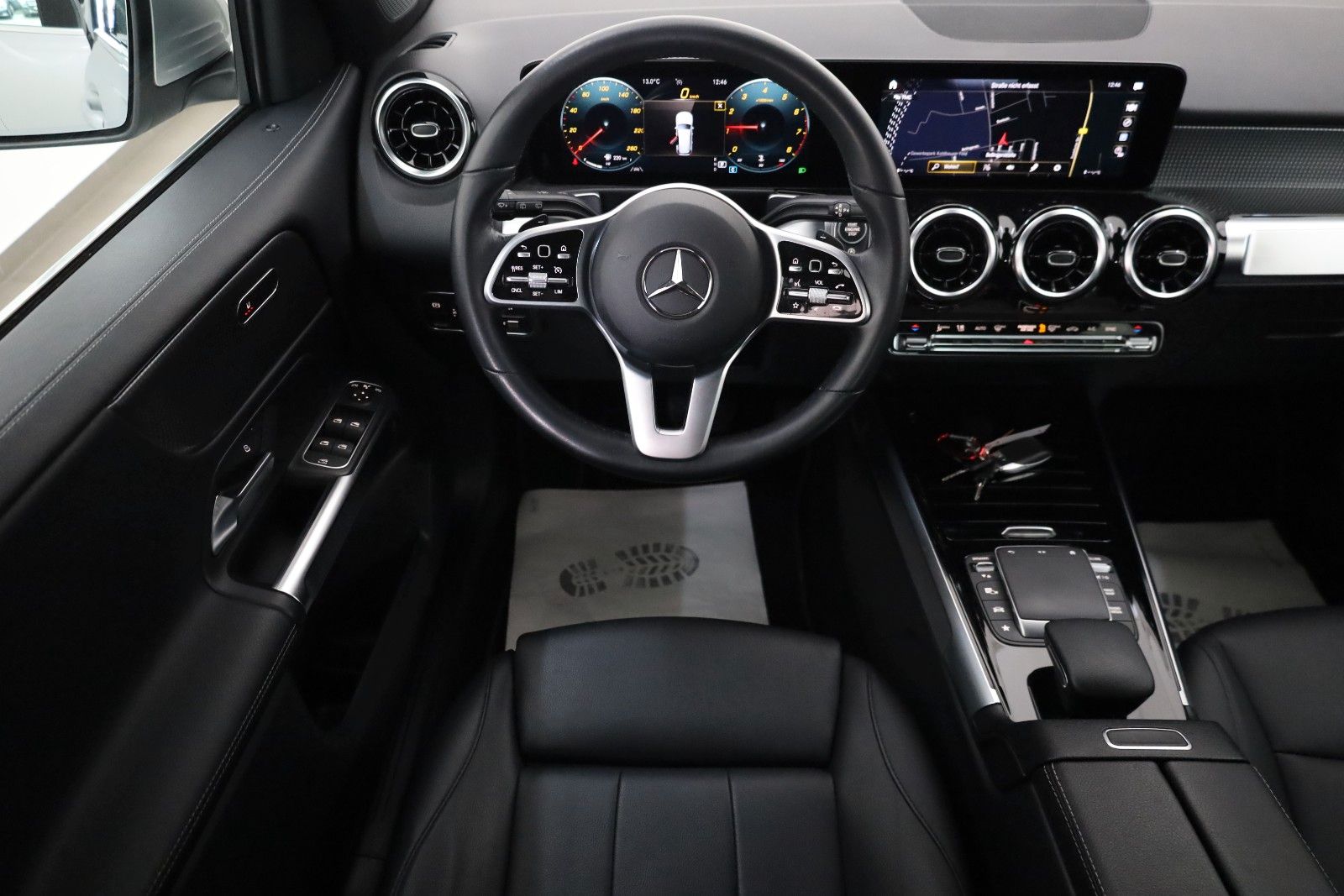 Fahrzeugabbildung Mercedes-Benz GLB 200 Progressive,Leder,Navi,LED,Kamera,AHK