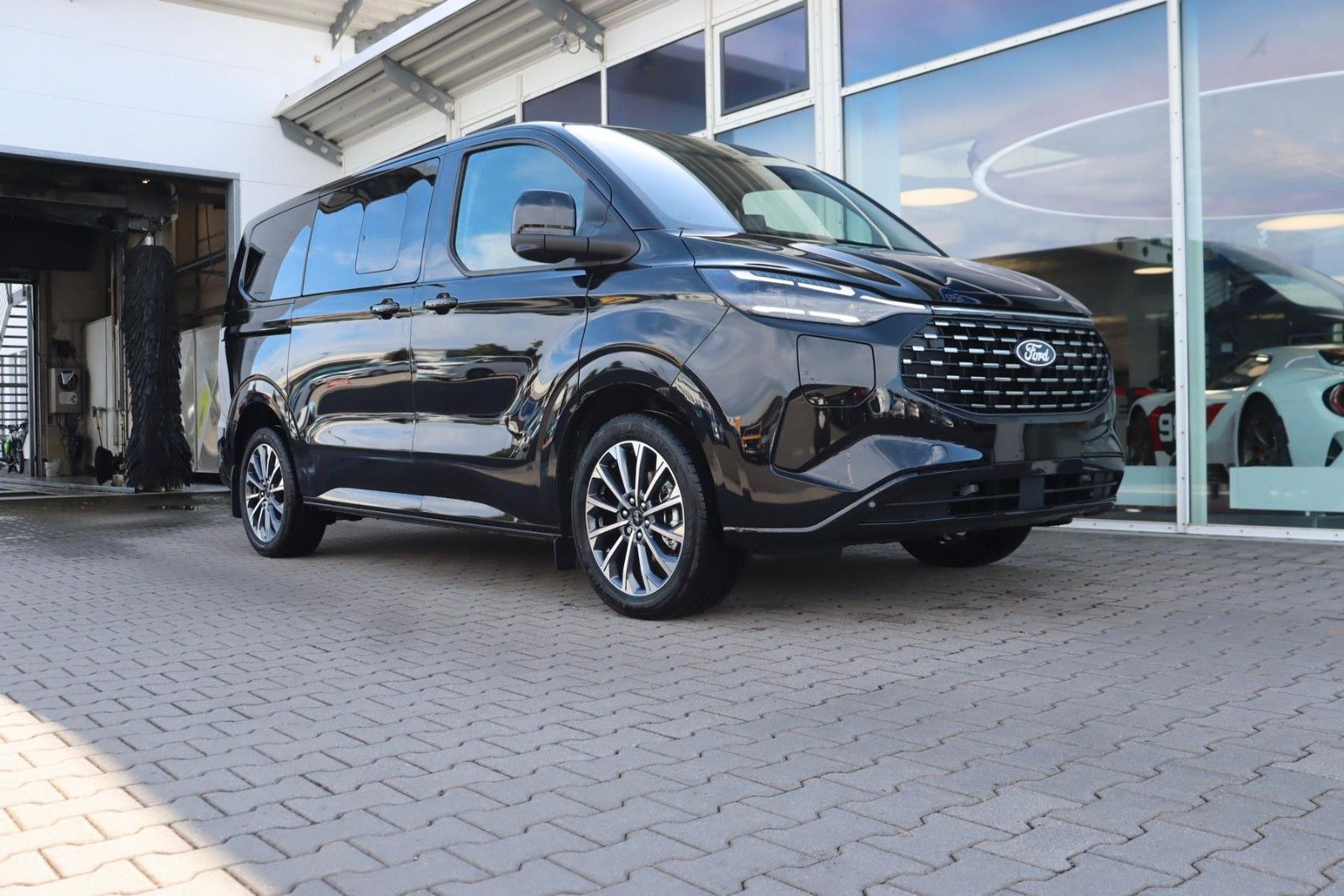Ford Tourneo Custom Titanium X 2.5l PHEV AHK 0,0%FIN*