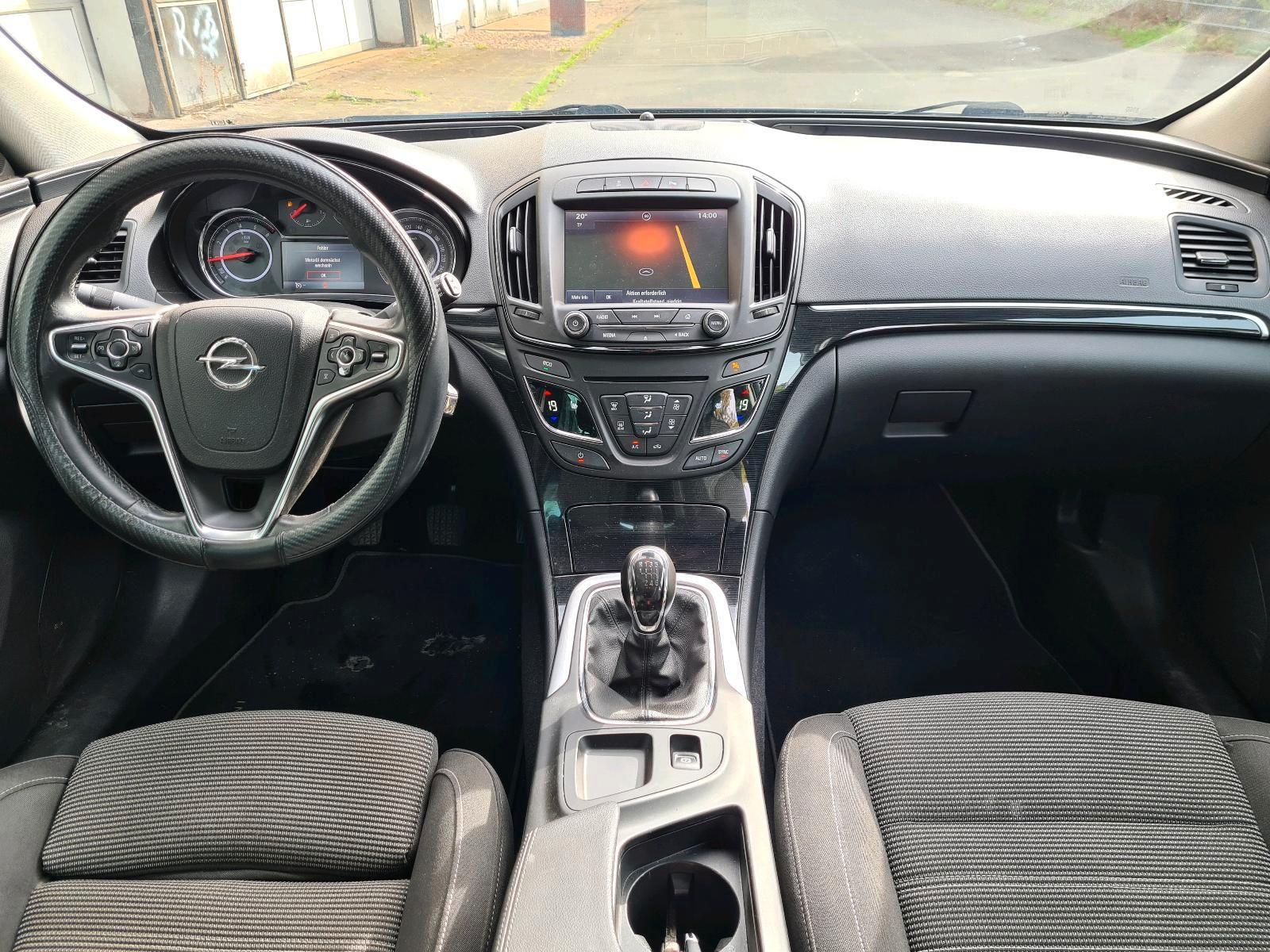Opel Insignia 2015 — photo 11
