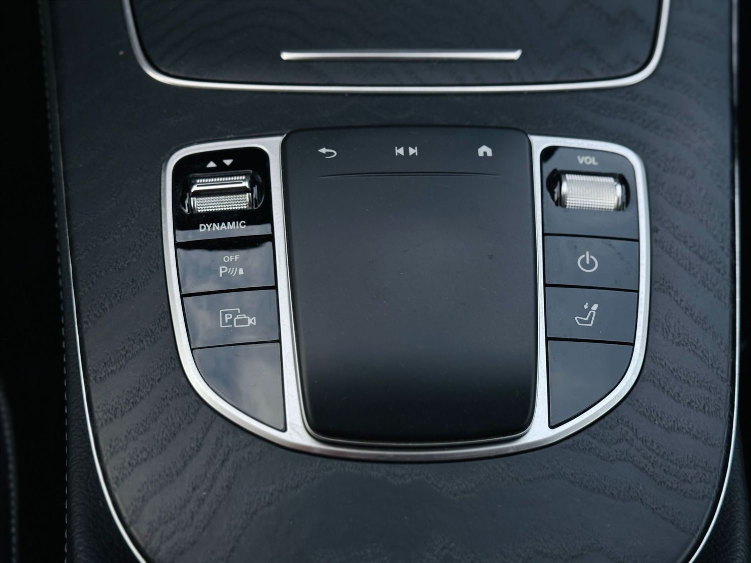 Fahrzeugabbildung Mercedes-Benz E 300 T de AVANTGARDE-NIGHT, Distronic, RFK, AHK