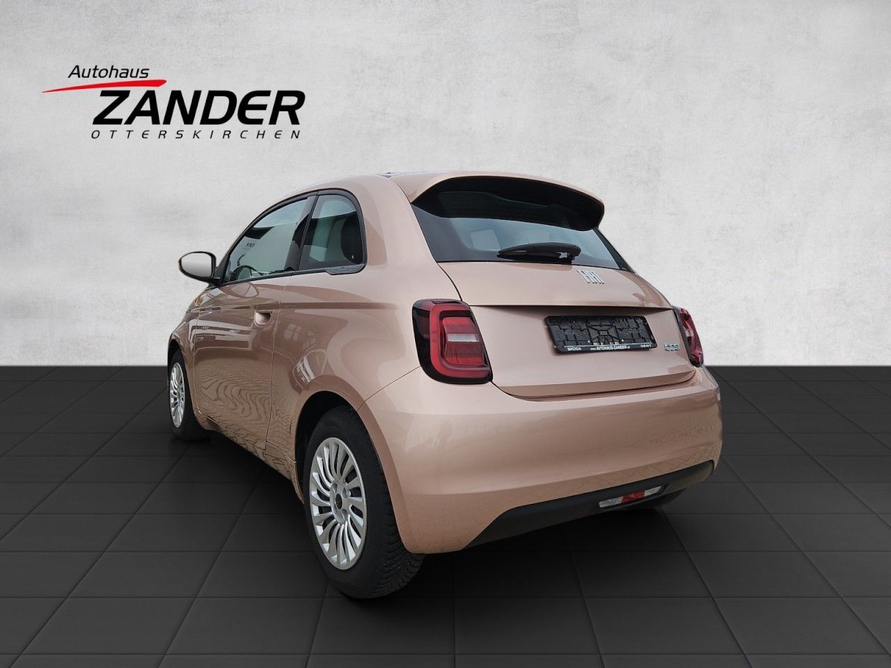 Fahrzeugabbildung Fiat 500e 42kWh Akku - Navi - Bluetooth