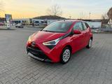 Toyota Aygo (X) 1,0-l-VVT-i x-business - gebrauchte Toyota Aygo (X) aus dem Jahr 2021