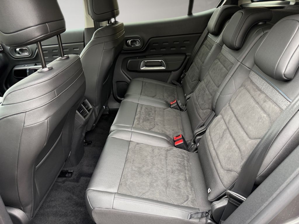 Fahrzeugabbildung Citroën C5 Aircross BlueHDI 130 S&S EAT8 MAX