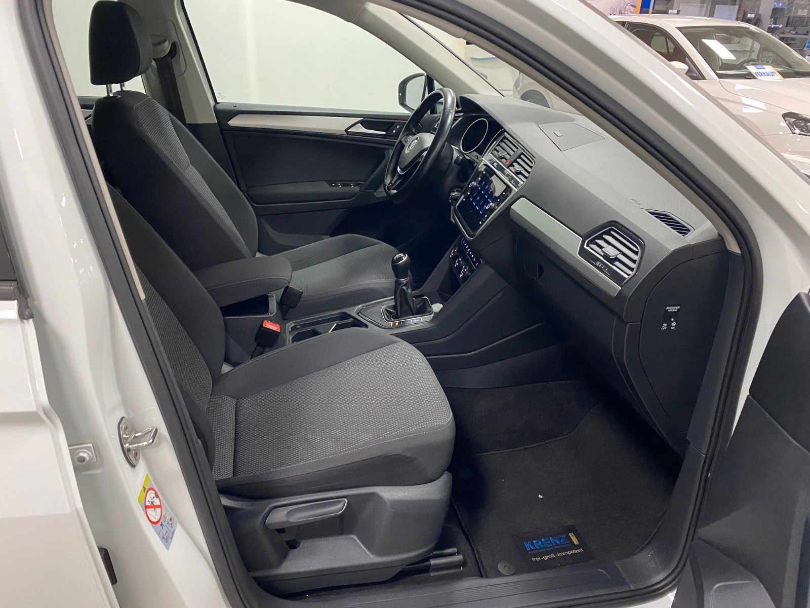 Fahrzeugabbildung Volkswagen Tiguan 1.5 TSI Trendline+NAVIGATION+ALLWETTER+BC