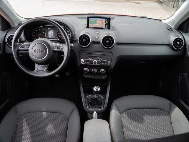 A1 Sportback 1.0 TFSI S line XENON+NAVI+17'