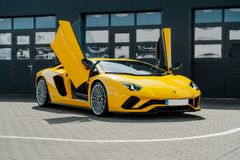 Fahrzeugabbildung Lamborghini Aventador S*absolutes Traumauto*Voll Carbon*Voll