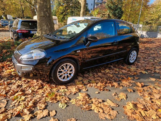 Fiat Punto 1.4 Benzin, 6 Gang, Klima, Temp...