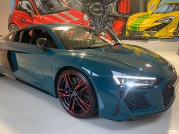 AUDI R8 R8 Coupe 5.2 FSI quattro performance Green Hell