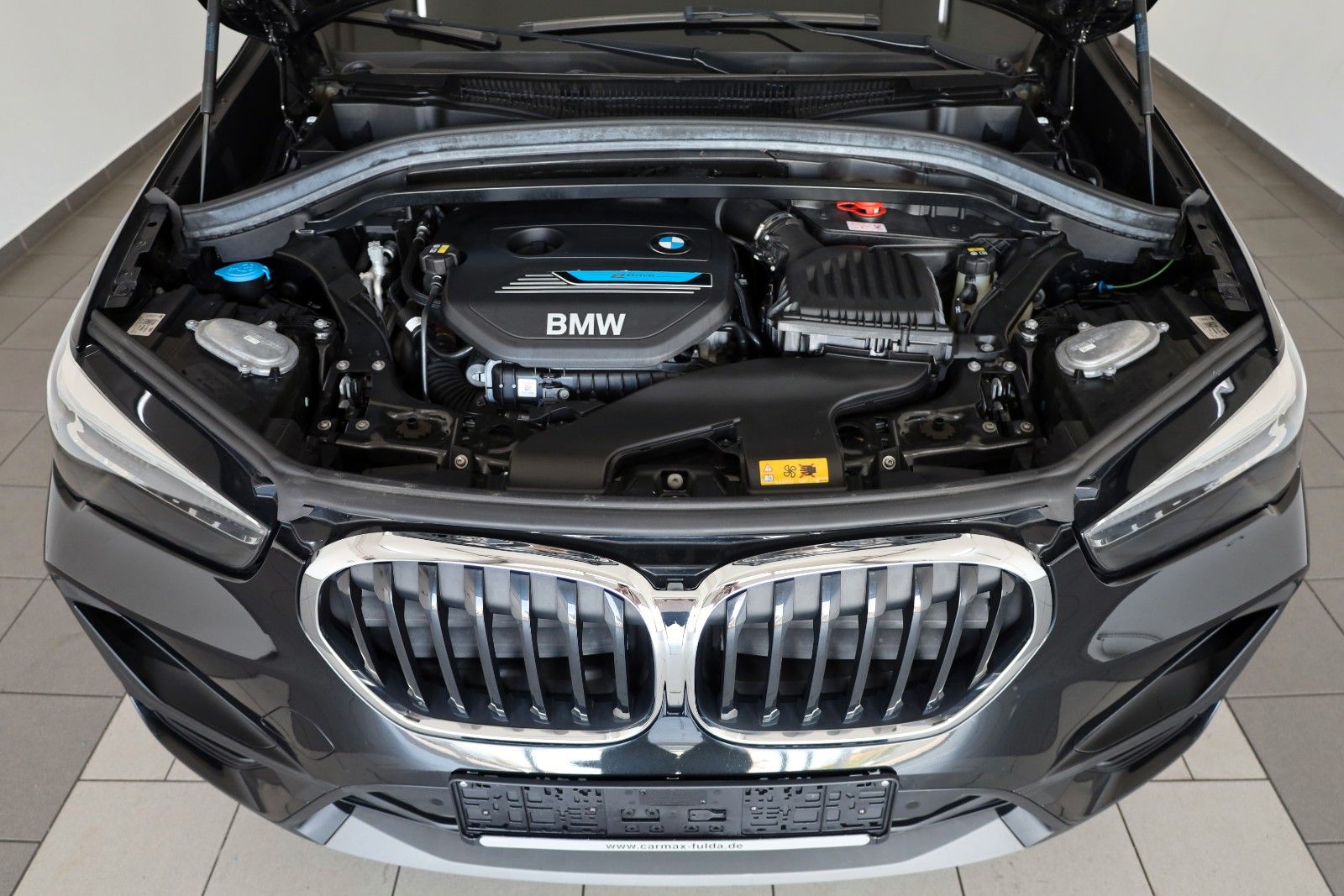 Fahrzeugabbildung BMW X1 xDrive25e Advantage,Leder,Navi,LED,Kamera,HUD