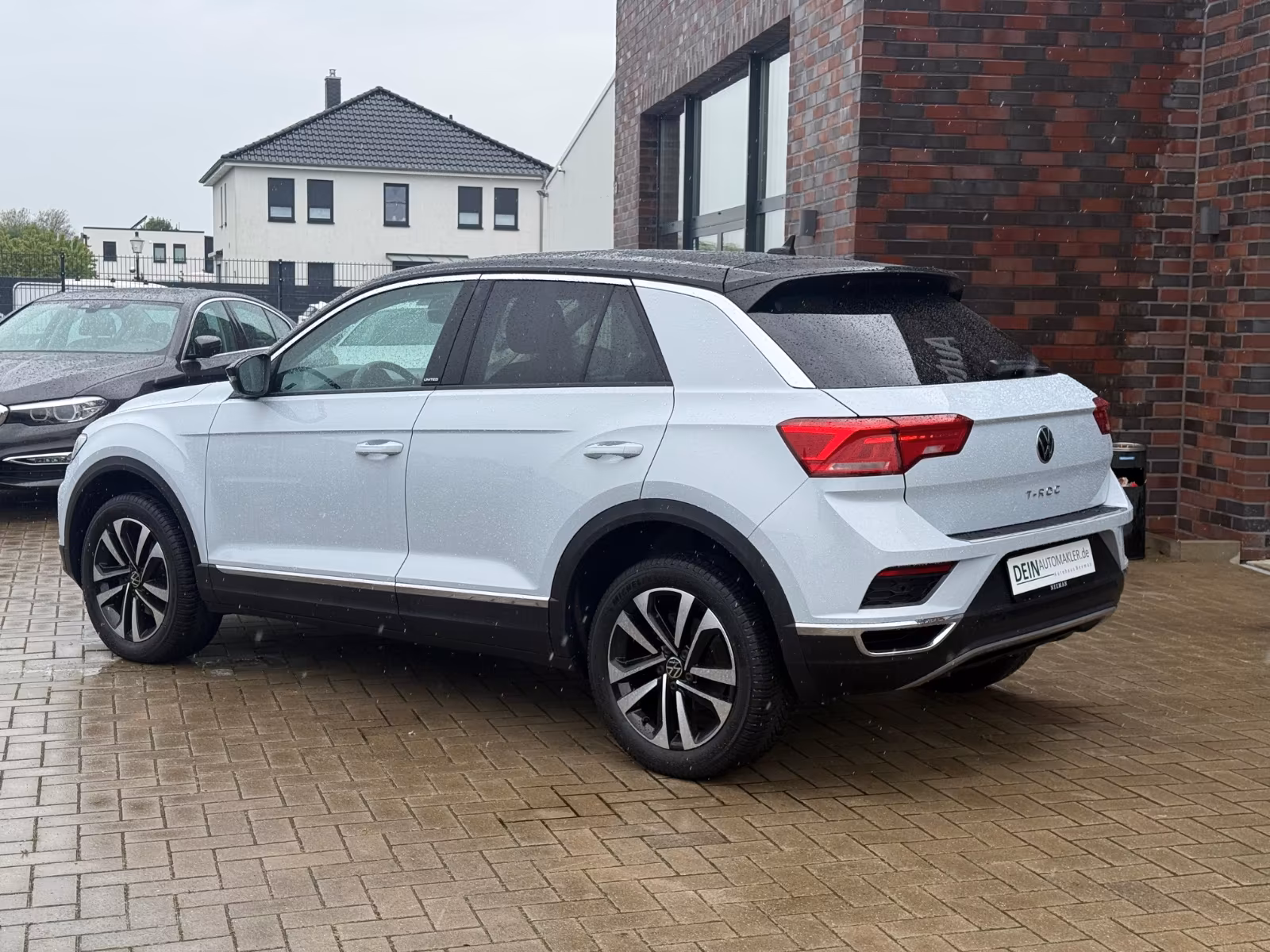 Volkswagen T-Roc United *DSG*Navi*ACC*AHK*