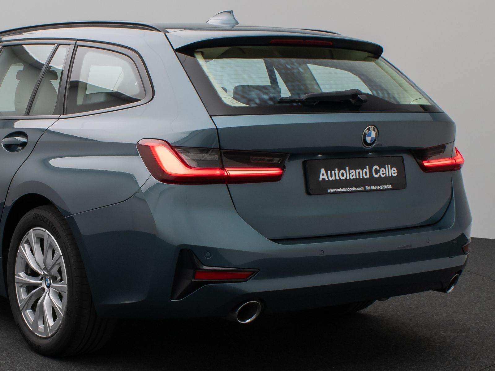 Fahrzeugabbildung BMW 320d xD CockPit+ Lenkrhzg Lordos Stndhz PDC AHK