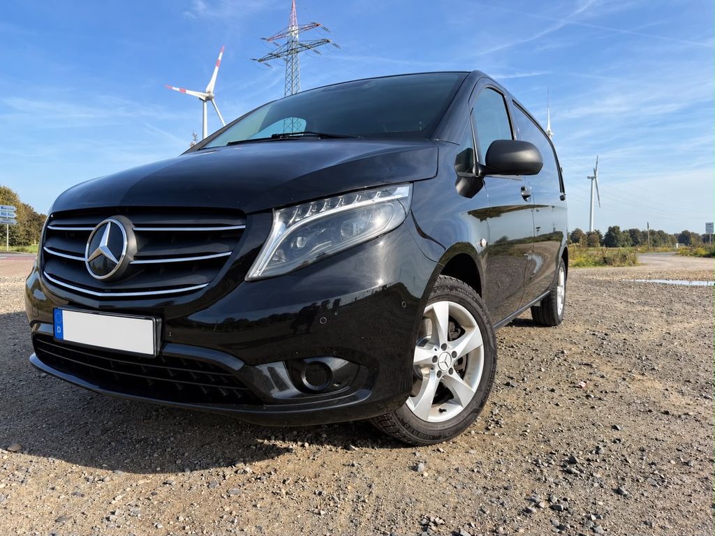Image of Mercedes-Benz Vito