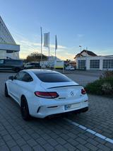 Mercedes-Benz C 63 AMG Mercedes-AMG C 63 Autom. Mercedes-AMG - Mercedes-Benz C 63 AMG Gebrauchtwagen in Stuttgart