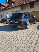 Audi A4 2.0 TDI (DPF) S line Avant S line - Audi A4 aus 2009: Line