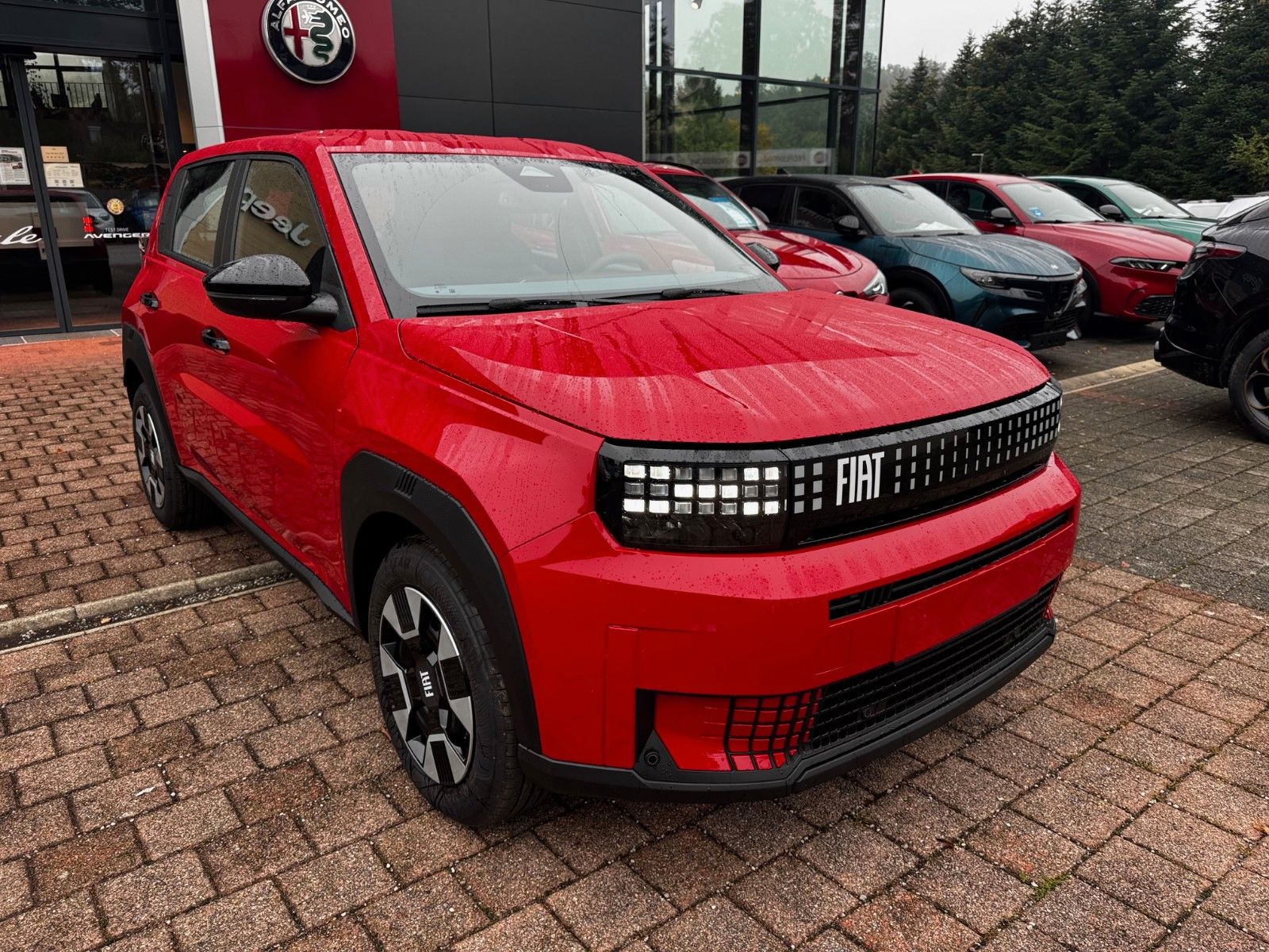Fahrzeugabbildung Fiat Grande Panda Hybrid ICON 1.2 Navi Carplay Klima