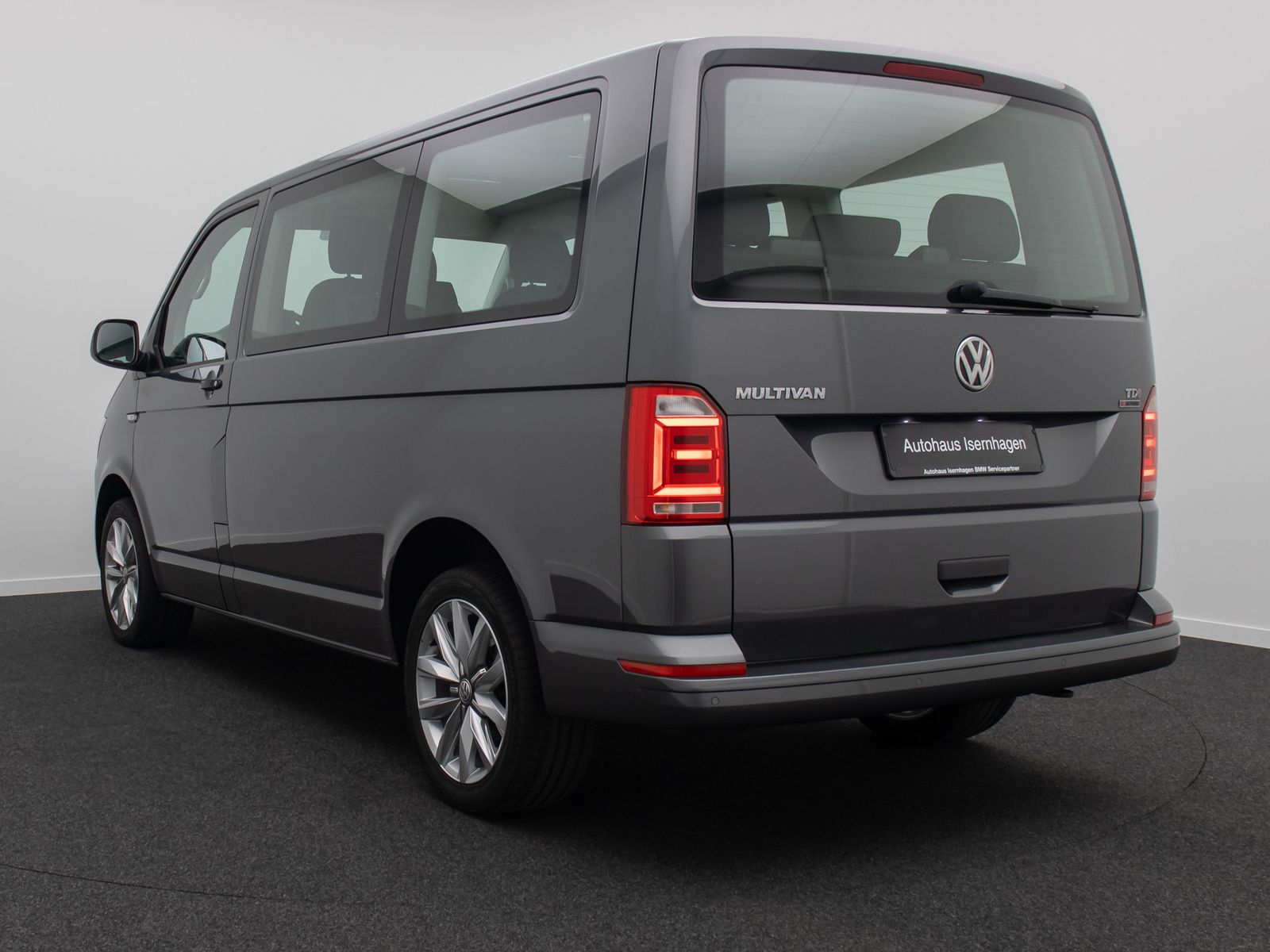 Fahrzeugabbildung Volkswagen T6 Multivan PDC Standhzg Sitzhzg Navi 7Sitz