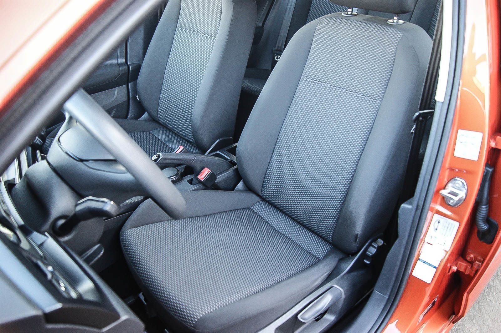 Fahrzeugabbildung Volkswagen Polo VI Trend 1.0 BMT ENERGETIC-ORANGE PDC KLIMA