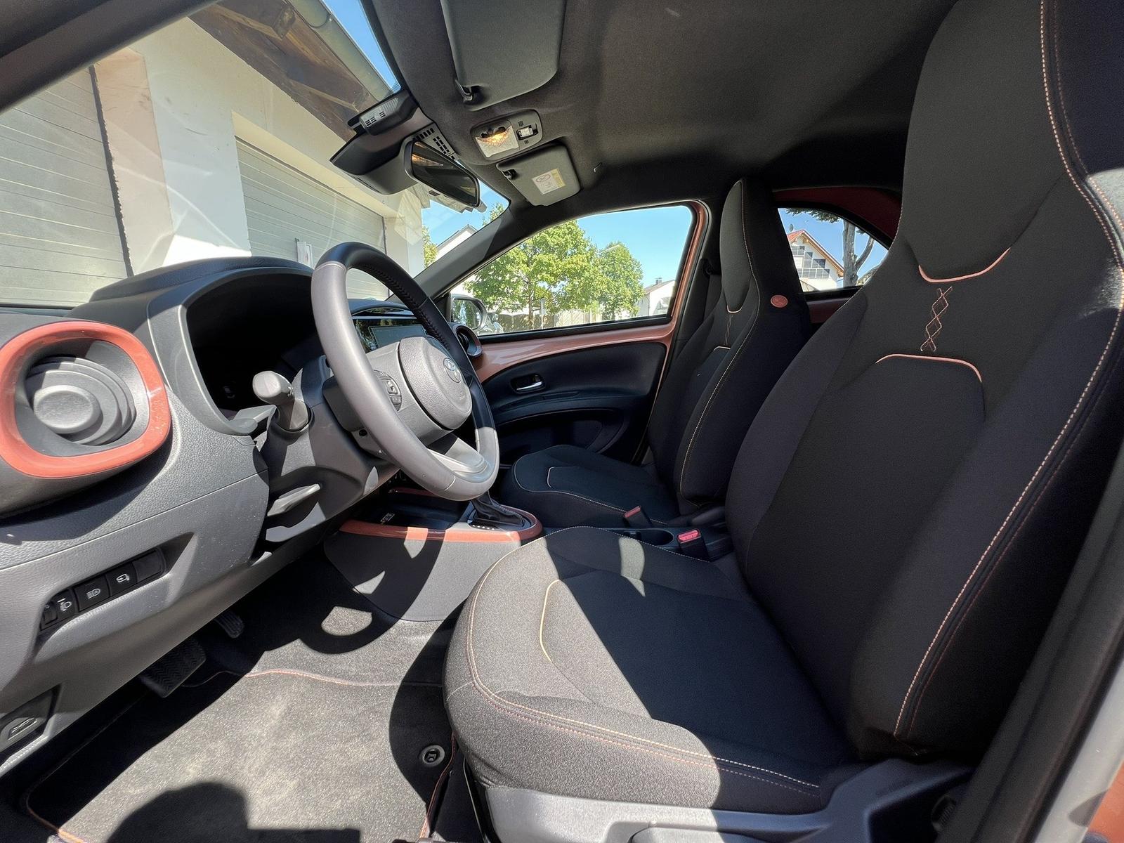 Toyota Aygo X Hybrid 1.5l Teamplayer Technik-P.