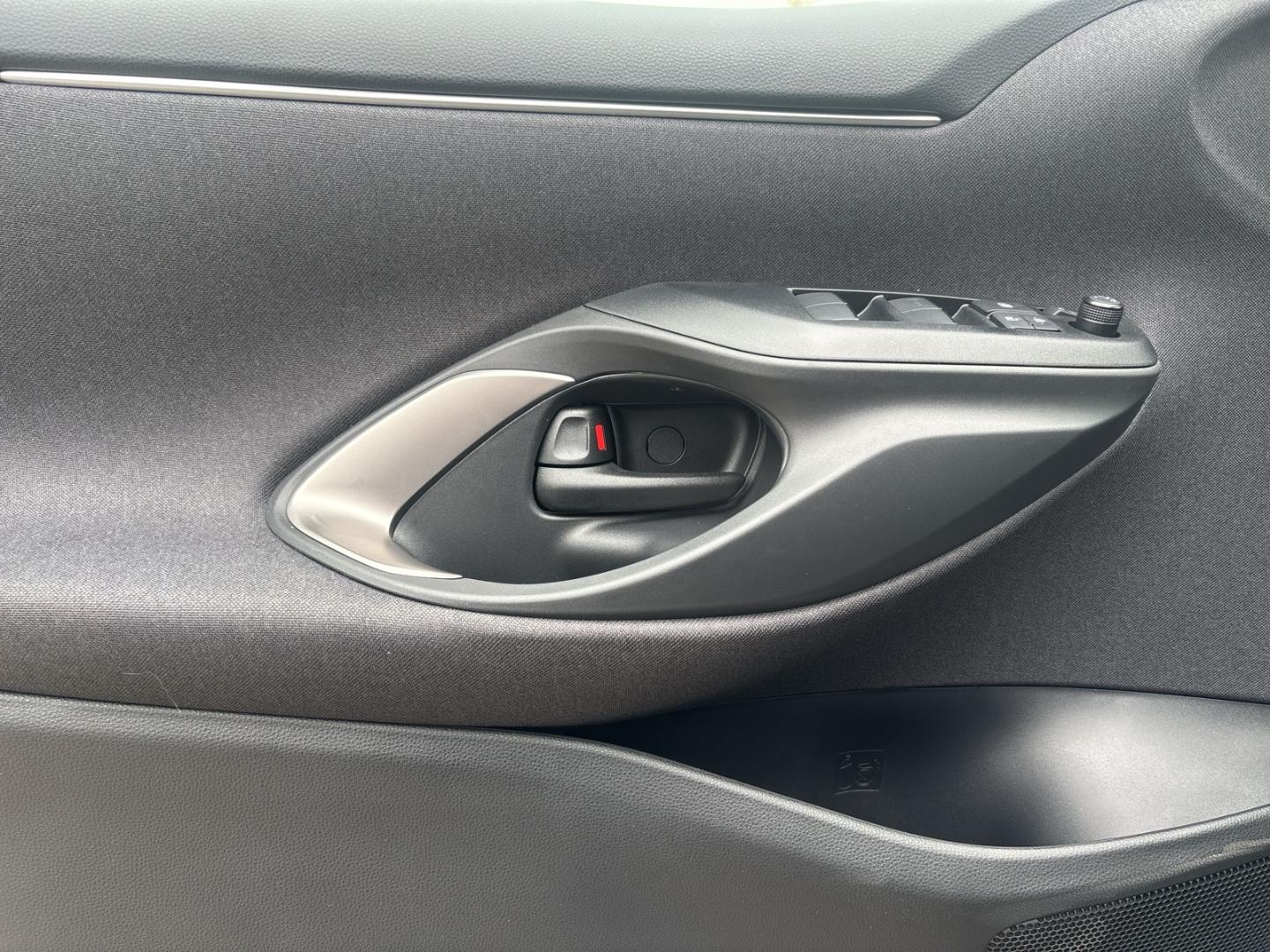 Mazda 2 Hybrid HOMURA LED ACC Apple CarPlay Digitales 