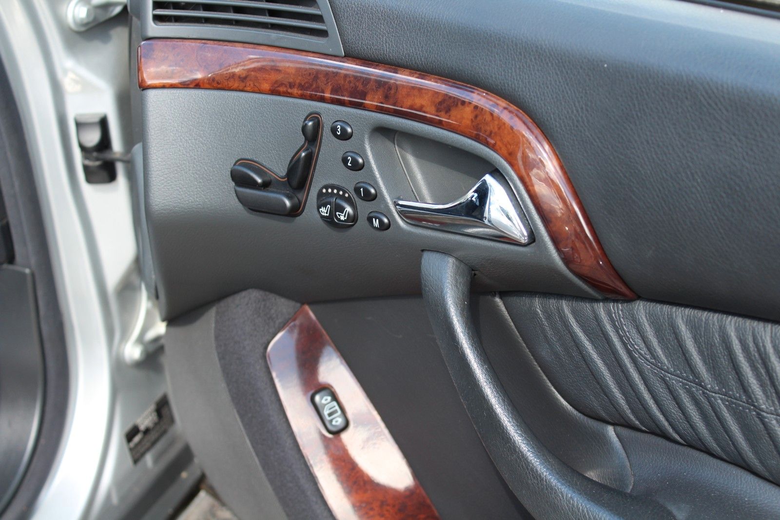 S 320 Limousine , Xenon, Comand, Luftfeder.