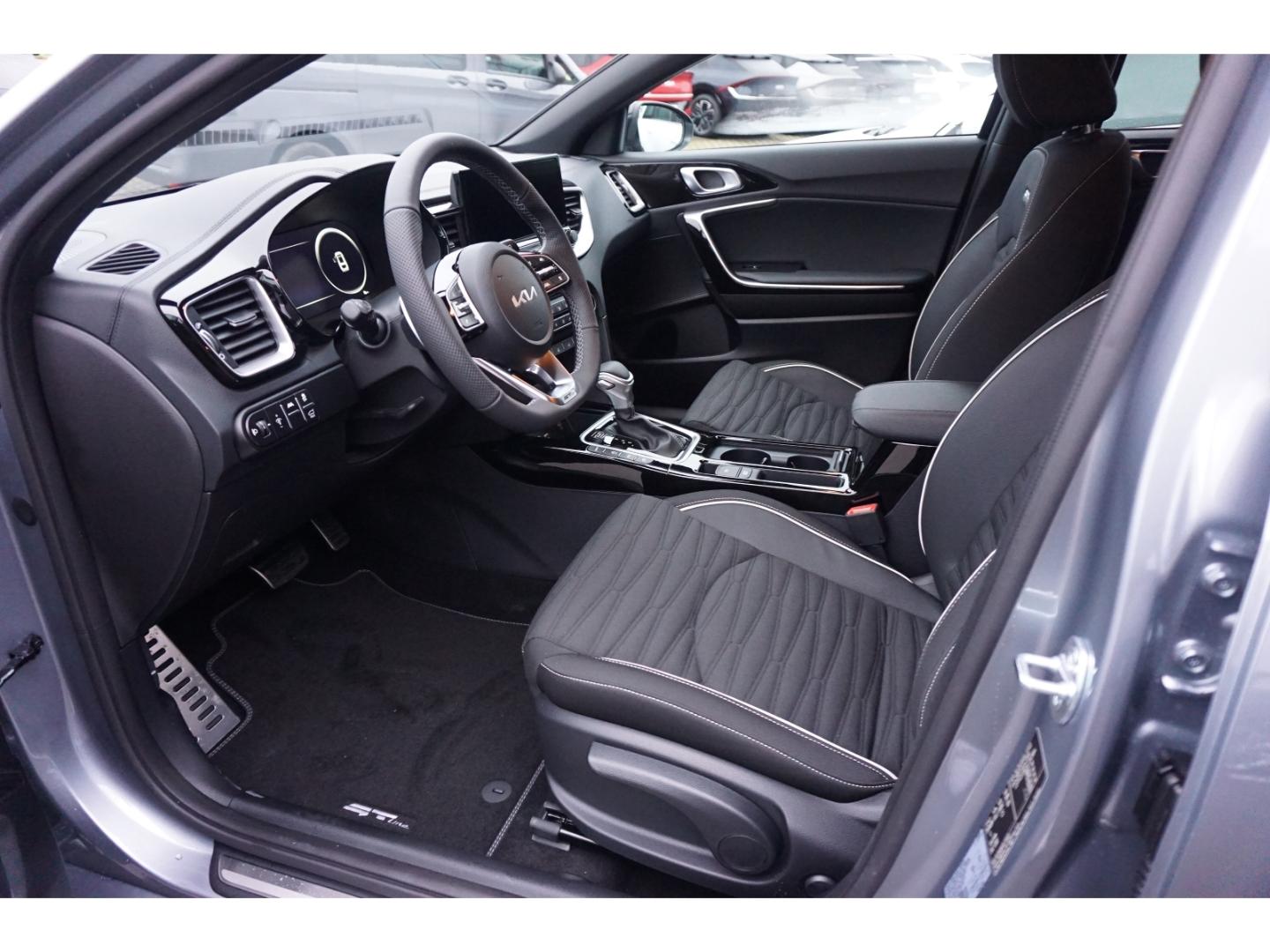 Kia ProCeed 1.5T 140 GT-Line DCT7 Navi LED Kamera AC
