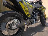Husqvarna 701 Supermoto - SUPERMOTO