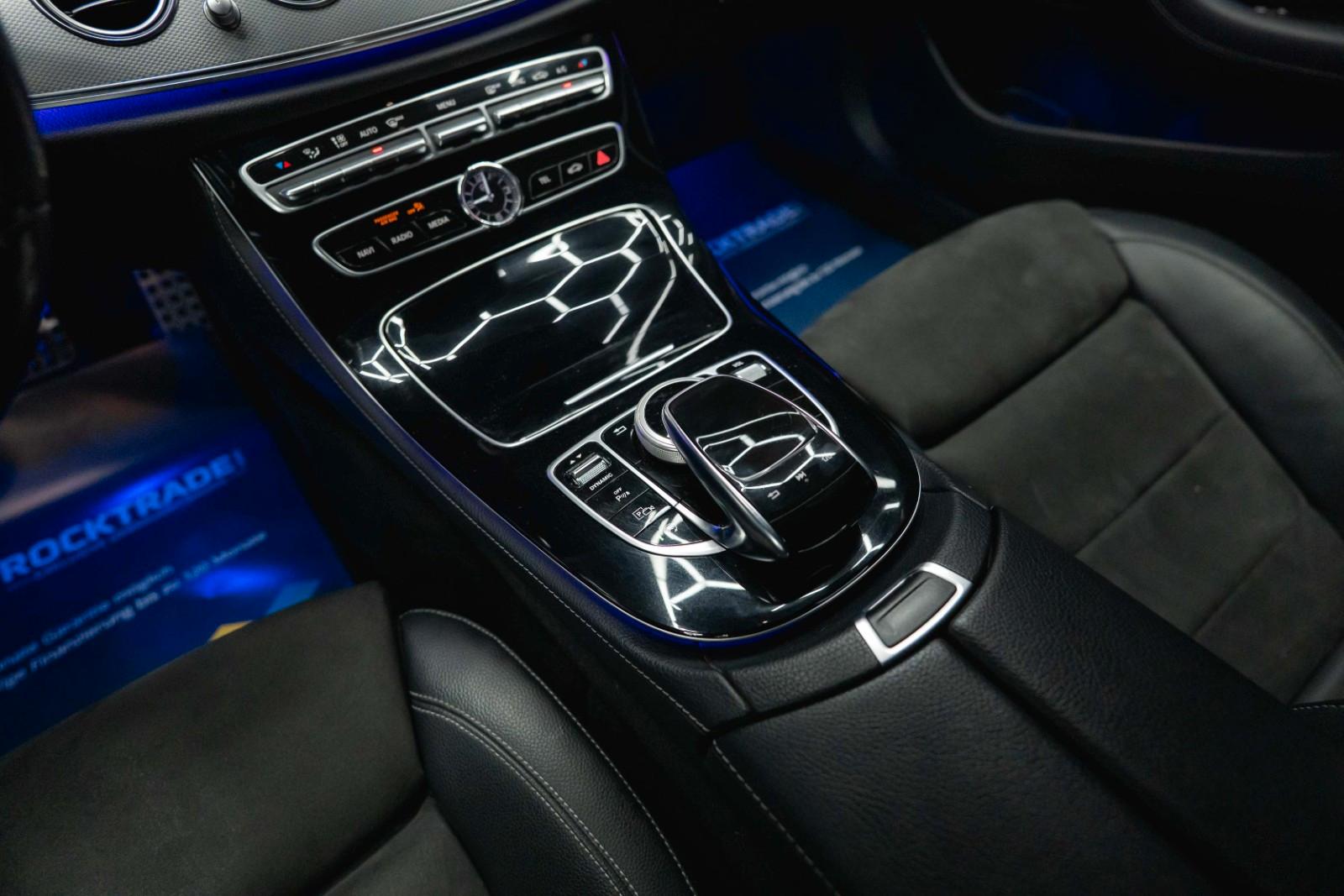 Mercedes-Benz E 220d AMG Night-Paket | ACC | LED | Widescreen