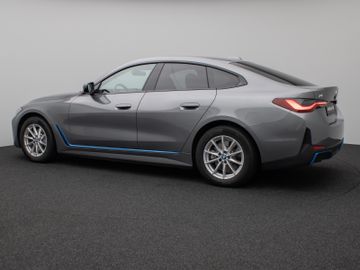 Fahrzeugabbildung BMW i4 eD35 Gran Coupé Glasdach Kamera DAB H/K Komfo
