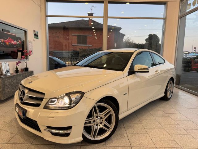 Mercedes-Benz Mercedes-benz C 250 AMG 204cv 7G-Tronic Harman K