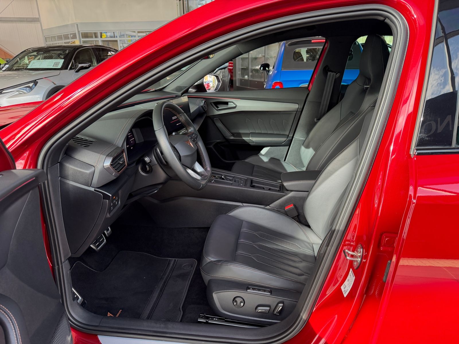 Fahrzeugabbildung CUPRA Formentor VZ e-Hybrid AHK PANO LEDER 19"