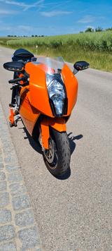 KTM RC 8  - KTM RC