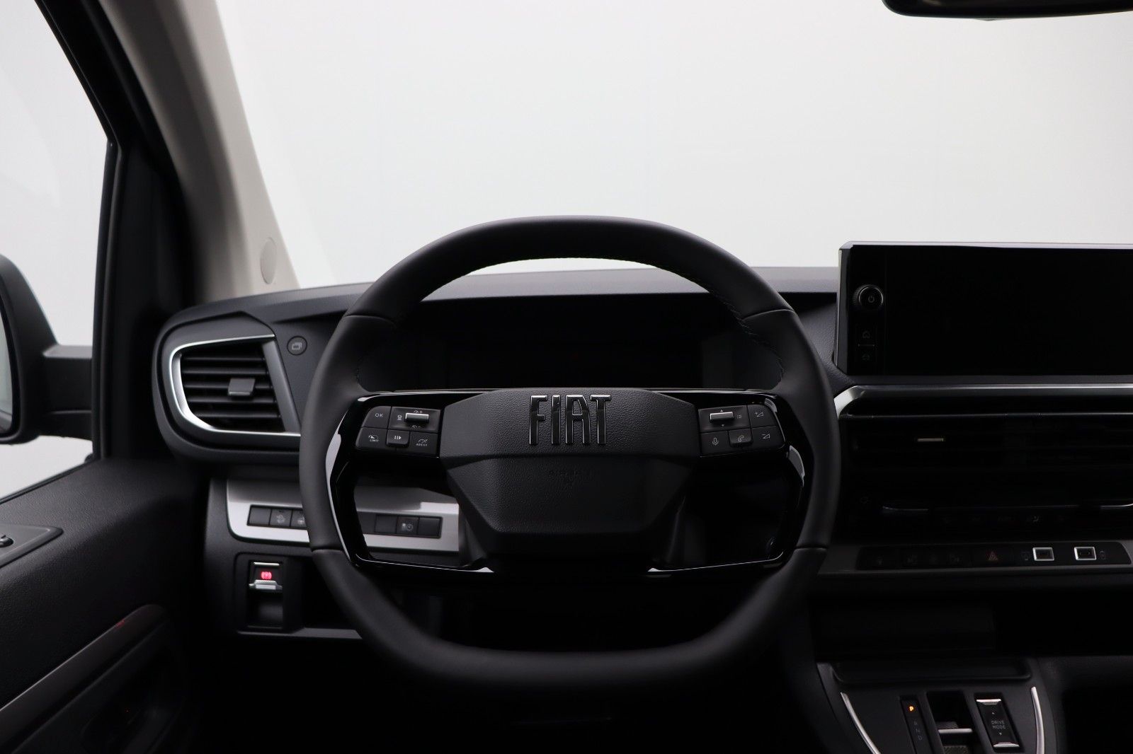 Fahrzeugabbildung Fiat Ulysse 2.0 BlueHDi 180 S&S EAT8 TOP L3 (5,33m)