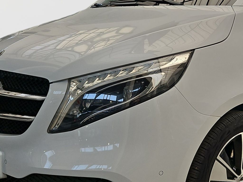 Fahrzeugabbildung Mercedes-Benz V 220 ED lang Tisch AHK Panorama LED 10''MBUX RF